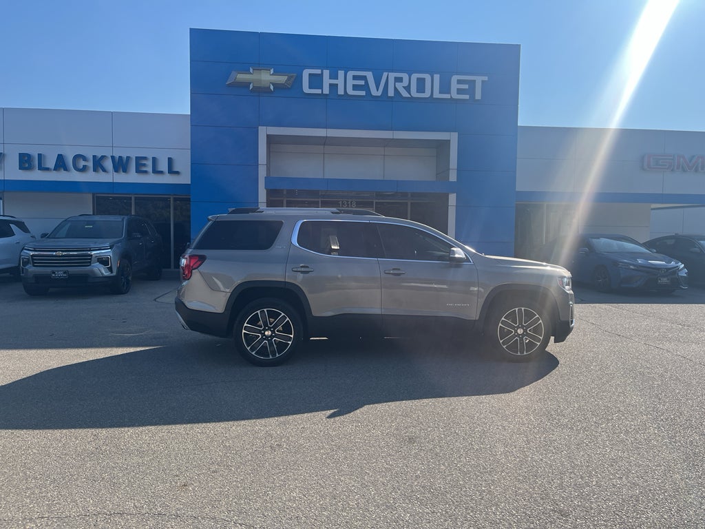 2022 GMC Acadia SLT