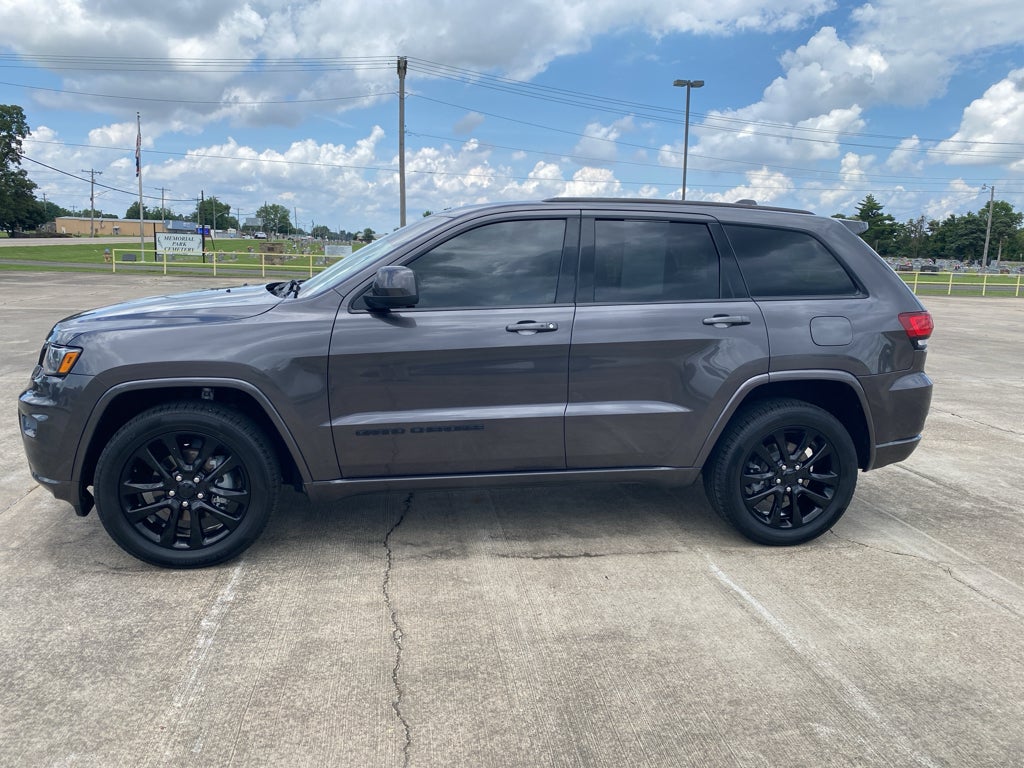 2020 Jeep Grand Cherokee Altitude 4WD's photo