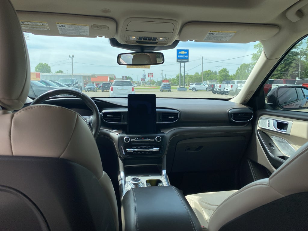2020 Ford Explorer Platinum - Photo 12