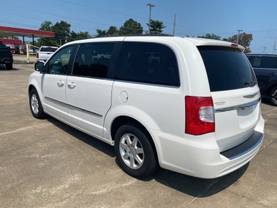 2012 Chrysler Town & Country Touring