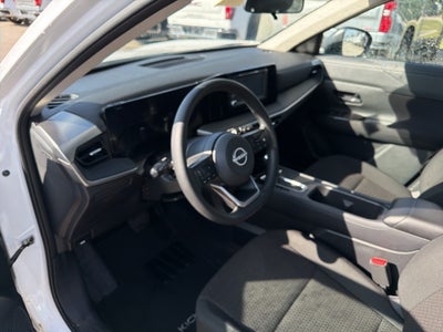 2025 Nissan Kicks S