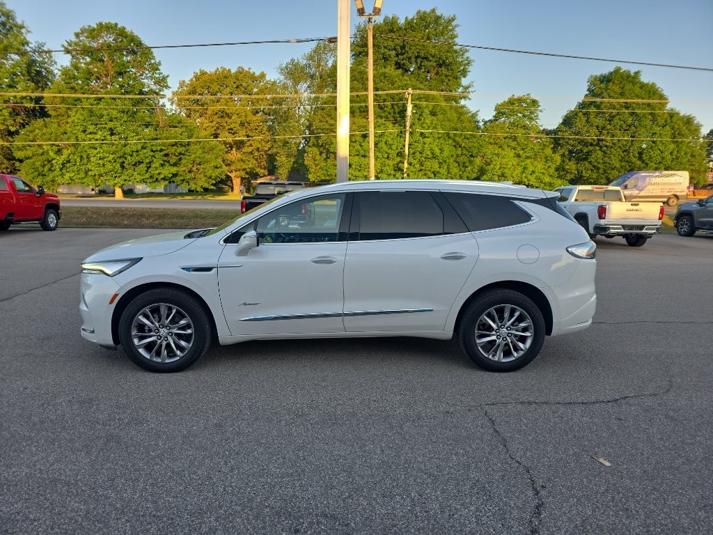 2023 Buick Enclave Avenir AWD's photo