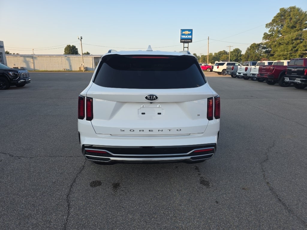 2021 Kia Sorento S